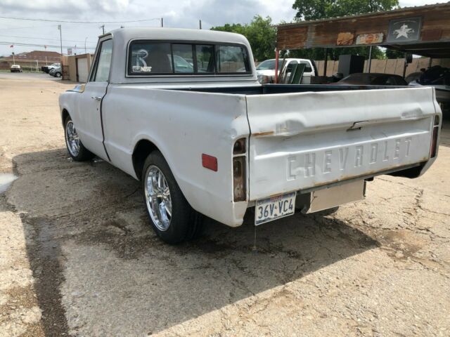 Chevrolet C-10 1970 image number 2