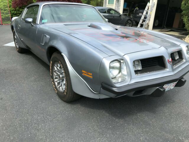 Pontiac Trans Am 1975 image number 25