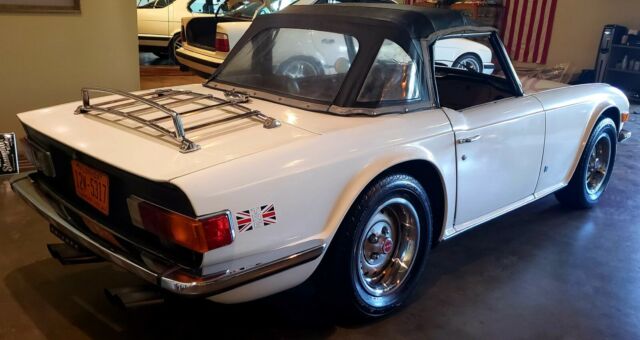 Triumph TR-6 1975 image number 2