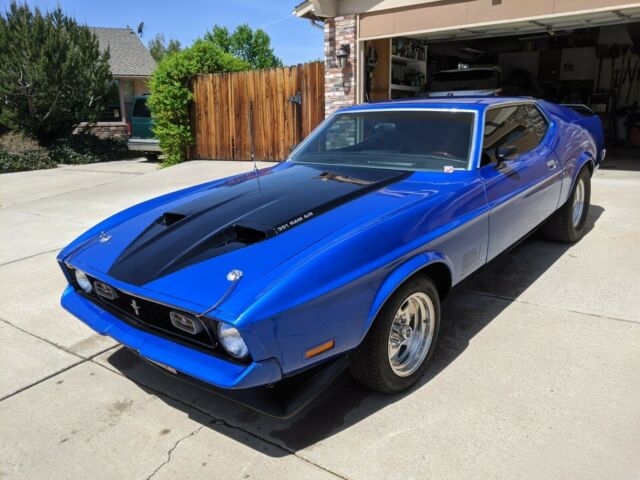 Ford Mustang 1971 image number 2