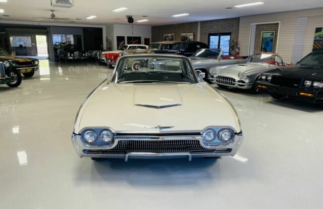 Ford Thunderbird 1963 image number 12