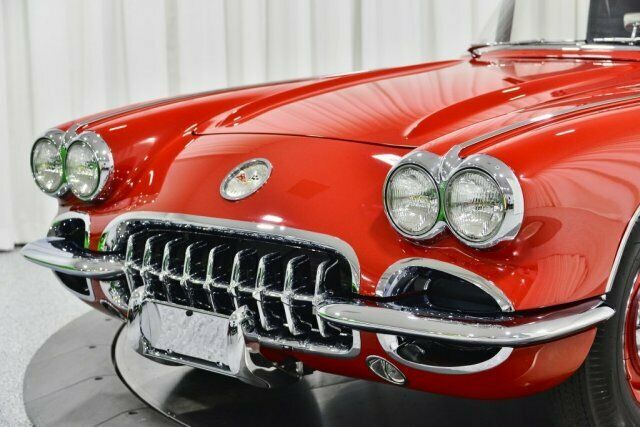 Chevrolet Corvette 1960 image number 4