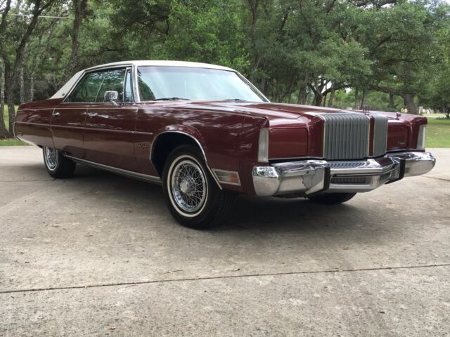 Chrysler New Yorker 1976 image number 10