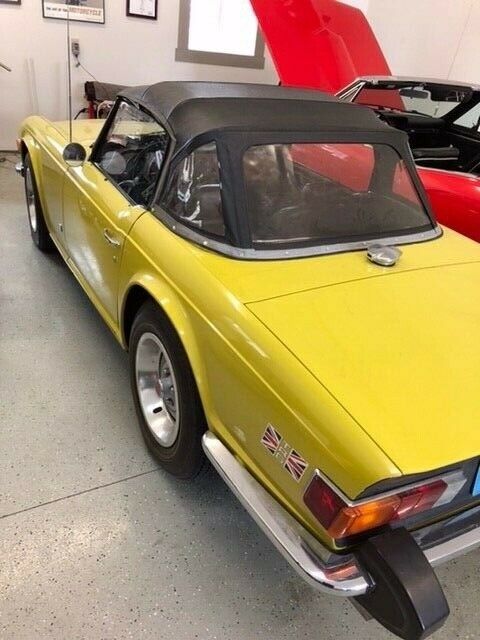 Triumph TR-6 1974 image number 3