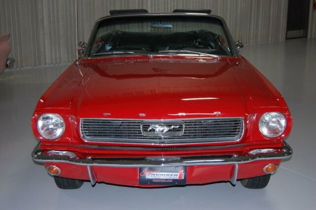 Ford Mustang 1966 image number 23