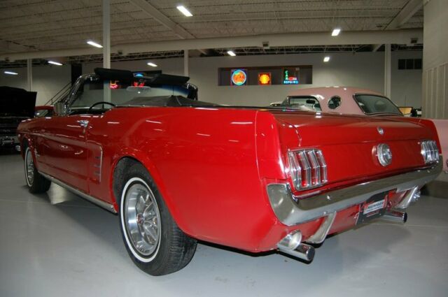 Ford Mustang 1966 image number 31