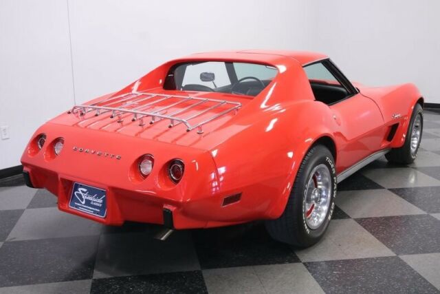 Chevrolet Corvette 1975 image number 13