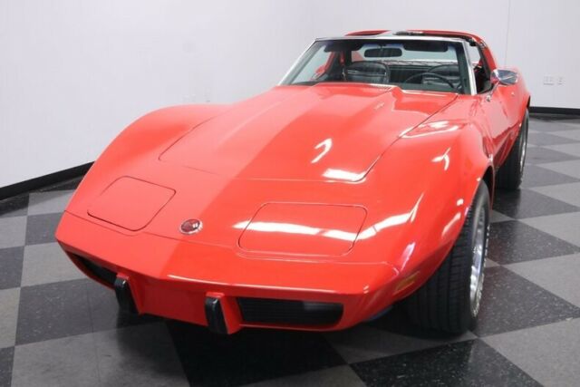 Chevrolet Corvette 1975 image number 20