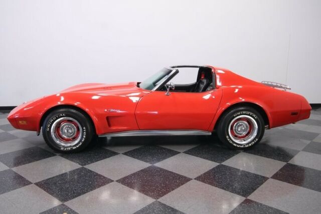 Chevrolet Corvette 1975 image number 31