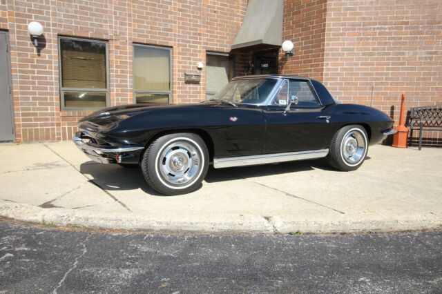 Chevrolet Corvette 1964 image number 25