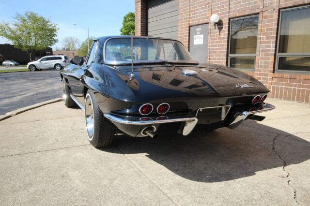 Chevrolet Corvette 1964 image number 27