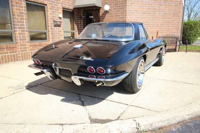 Chevrolet Corvette 1964 image number 32