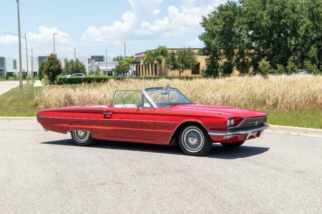 Ford Thunderbird Convertible 1966 image number 33