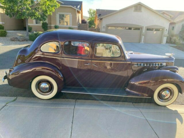 Packard Custom 1940 image number 19