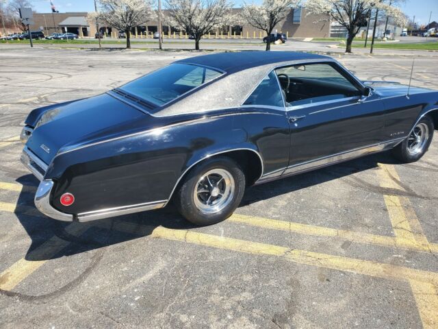 Buick Riviera 1969 image number 22