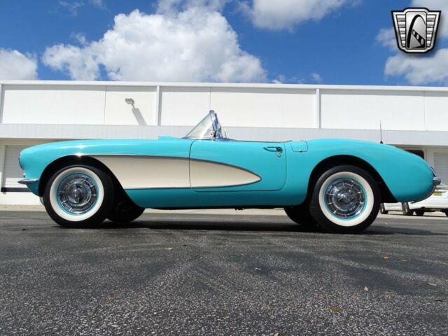 Chevrolet Corvette 1957 image number 4