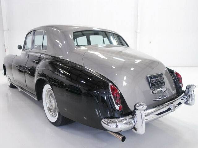 Rolls-Royce Silver Cloud 1965 image number 29