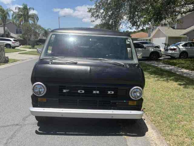 Ford Econoline 1971 image number 1