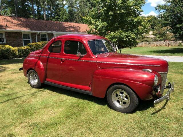 Ford Deluxe 1941 image number 11