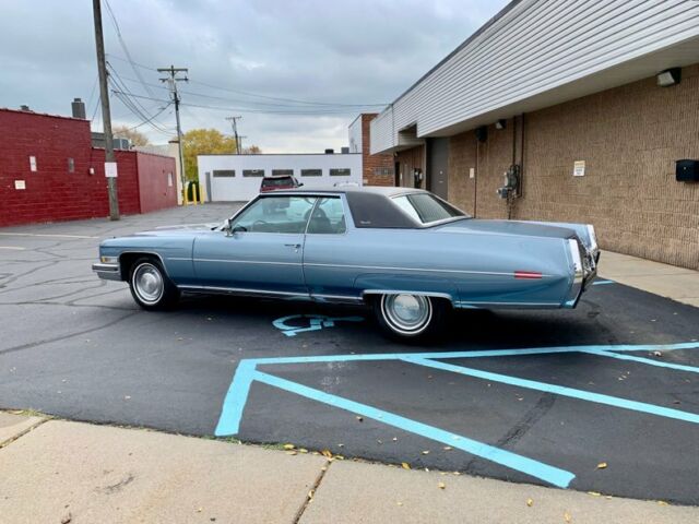 Cadillac DeVille 1973 image number 10