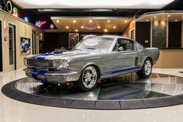 Ford Mustang 1965 image number 24