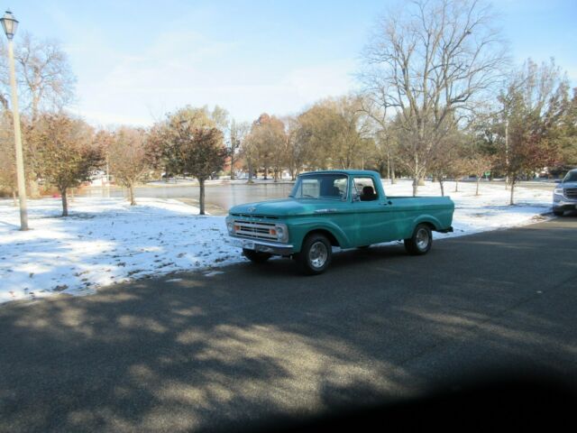 Ford F-100 1962 image number 29