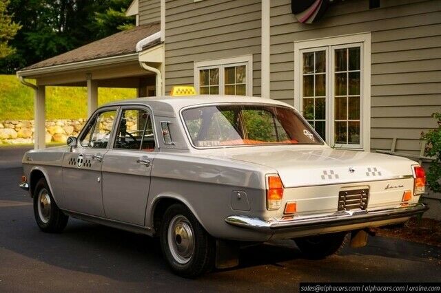 Volga GAZ M24 Moscow Taxi 1976 image number 28