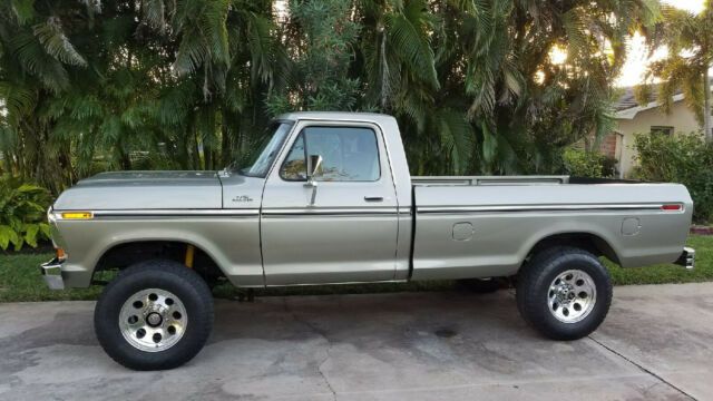 Ford F-250 1978 image number 15