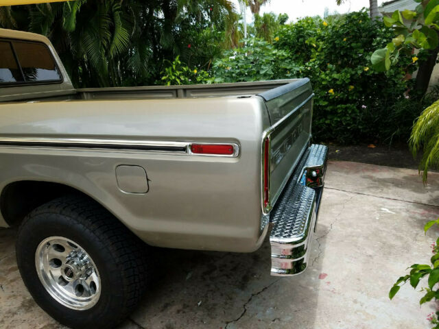 Ford F-250 1978 image number 4