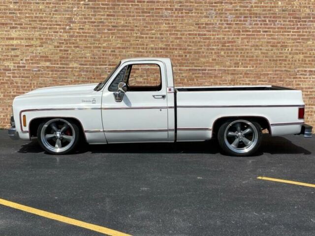 Chevrolet Silverado 1500 1977 image number 4