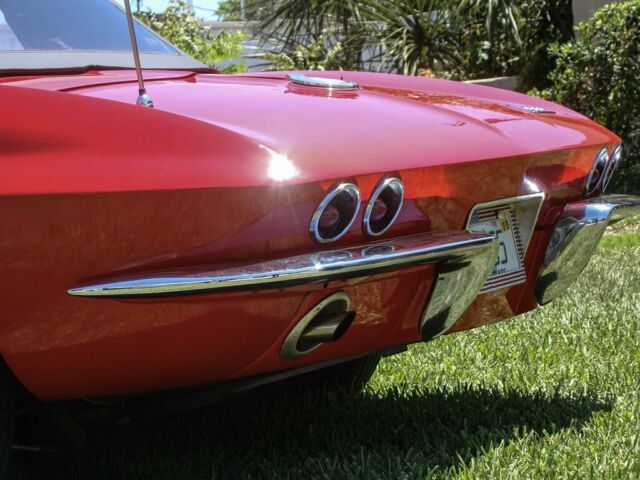 Chevrolet Corvette 1965 image number 20