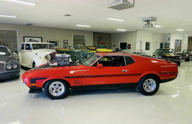 Ford Mustang 1971 image number 28