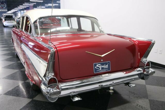 Chevrolet Bel Air/150/210 1957 image number 10