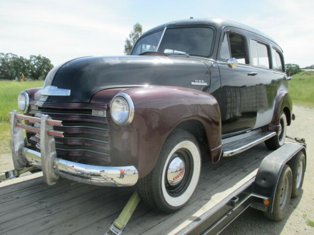 Chevrolet Suburban 1953 image number 0