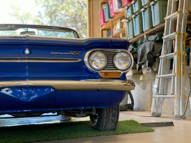 Chevrolet Corvair 1963 image number 1