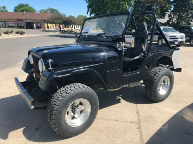 Jeep CJ 1968 image number 0