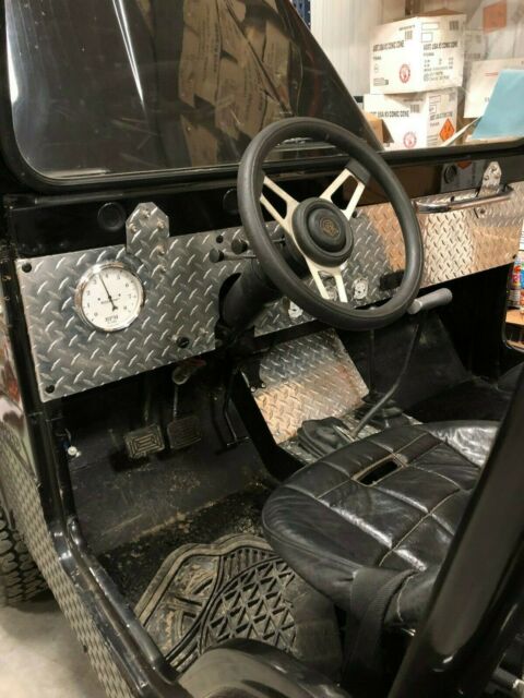 Jeep CJ 1968 image number 12