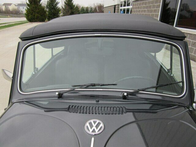 Volkswagen Beetle - Classic 1971 image number 11