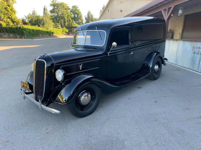 Ford Panel Delivery 1937 image number 0