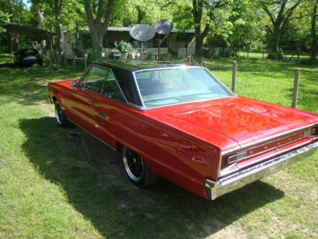 Dodge Coronet 1966 image number 3