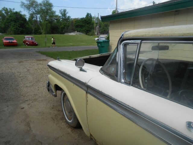 Ford Galaxie 1959 image number 13