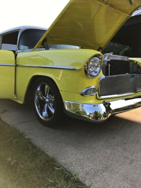 Chevrolet Bel Air/150/210 1955 image number 3