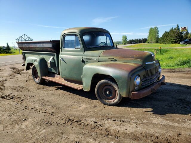 International Harvester L110 1952 image number 12