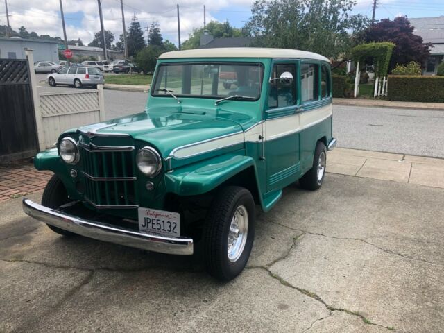 Willys Station Wagon 1961 image number 2