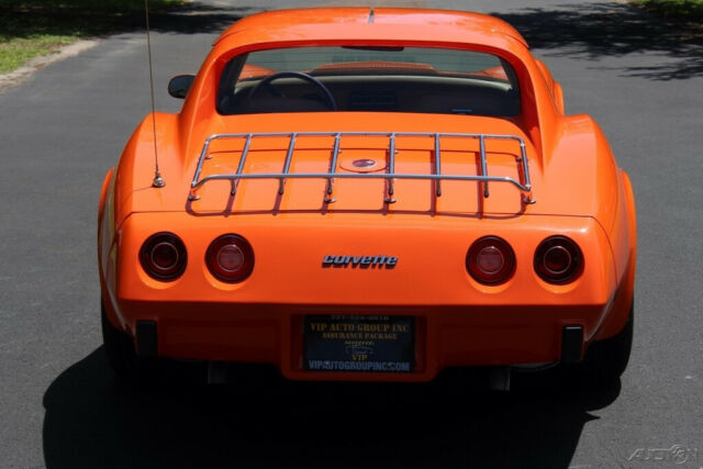 Chevrolet Corvette 1976 image number 6