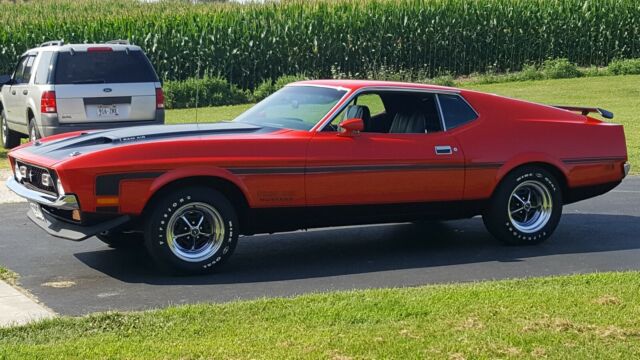 Ford Mustang Boss 351 1971 image number 24