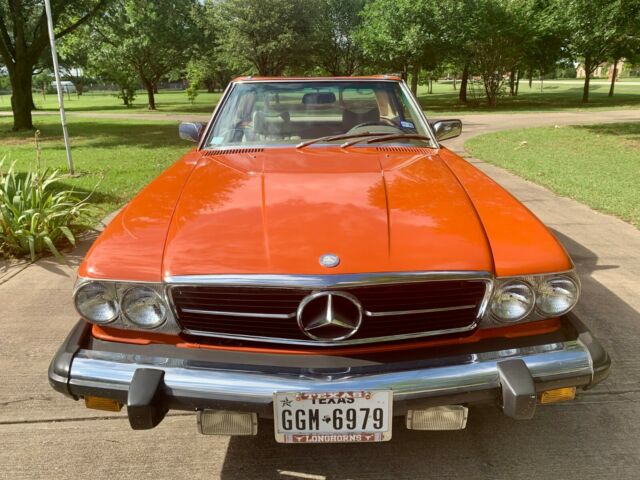 Mercedes-Benz 400-Series 1979 image number 2