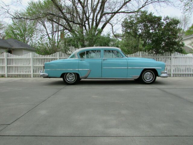 Chrysler New Yorker 1954 image number 27