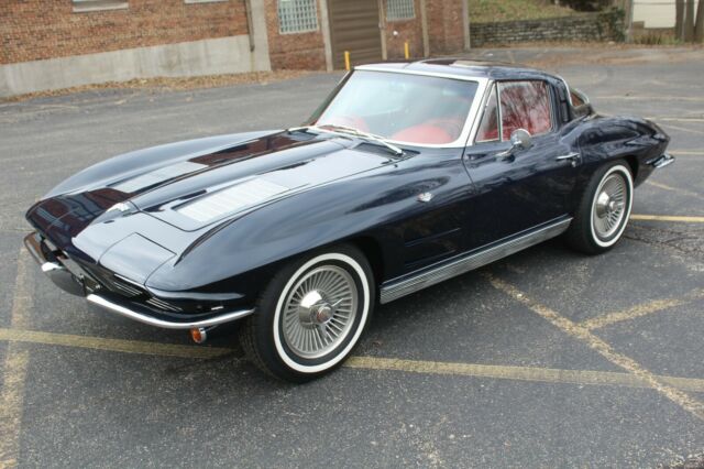 Chevrolet Corvette 1963 image number 2