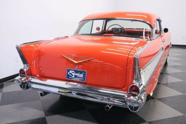 Chevrolet Bel Air/150/210 1957 image number 12